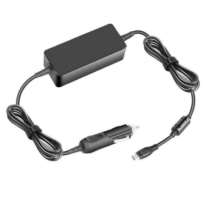 Cargador USB-C 100W CoreParts para cargar el ordenador portátil en el coche durante tus viajes