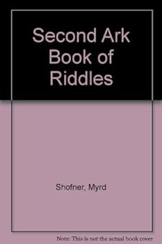 Paperback Second Ark Book of Riddles Book