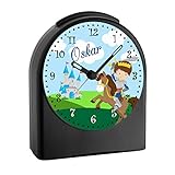 Abmessung: 9,6 x 5,5 x 11,9 cm. Der Kinderwecker ist batteriebetrieben und wird mit einer Batterie AA Mignon betrieben. Diese wird benötigt und ist nicht enthalten.