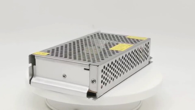 ZKLGS Schaltnetzteil 5 V 4 A 20 W – Metallgehäuse, Für LED-Streifen, Überstrom- & Kurzschlussschutz