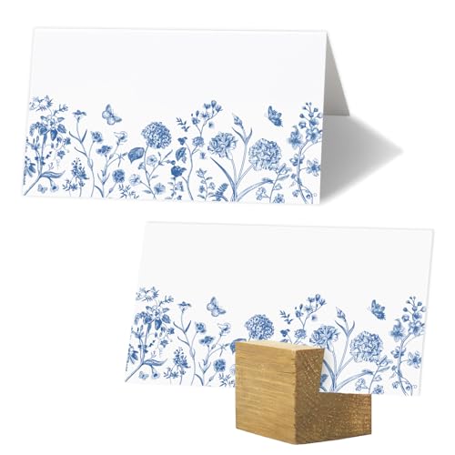 Cartes de table vierges bleues floral pour un repas de mariage champêtre et chic