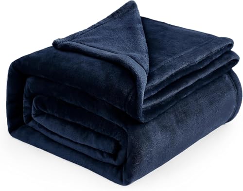 Image of Harleen Blankets, 250 GSM Super Soft Flannel Cozy Blankets for Single Bed, Washable Lightweight Blanket for Couch Sofa Bed Office, Warm Plush Blankets for All Season (60 inchx90 inch) (Blue, Single)