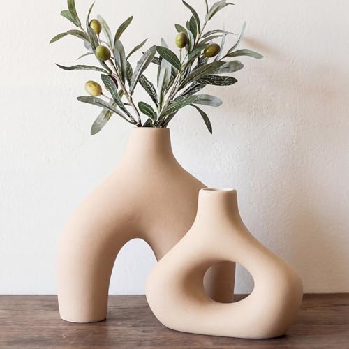 Patelai 2 Pack Mid Century Decor Mid Century Ceramic Donut Vase Vintage Farmhouse Round Matte Vase for Boho Home Dining Living Room Office Bedroom Shelf Decor (Brown)