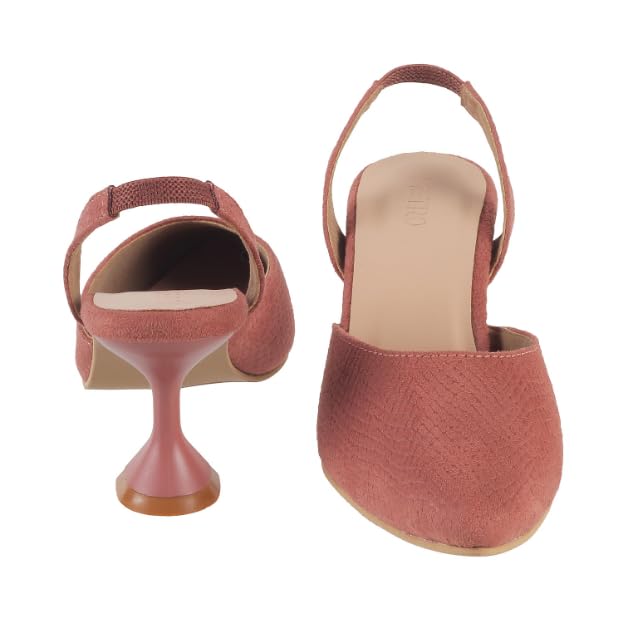 Image of Metro Women Smart Pump Shoes