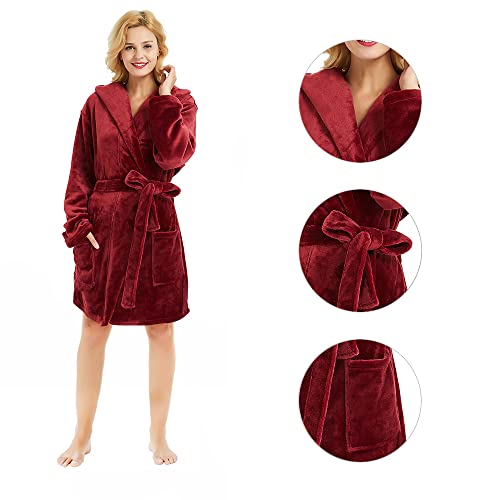 Image of U2SKIIN Women Hooded Fleece Robe, Short Plush Robes for Womens With Hood Soft Warm Spa Bathrobe