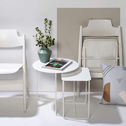 Table d'appoint de canapé pour optimiser les petits espaces