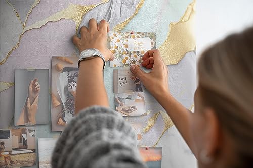 Panneau en liège pour organisation de bureau fini les papiers perdus avec ce format 120x80