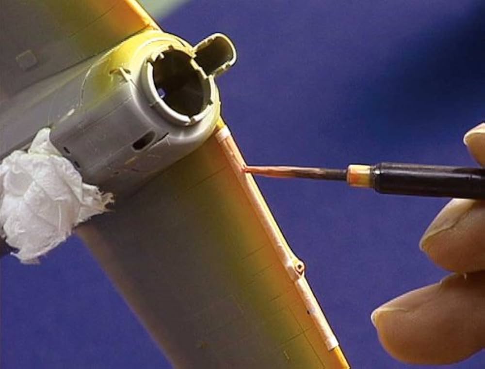 Amazon.com: 零戦プラモデルの作り方 (えい文庫 184