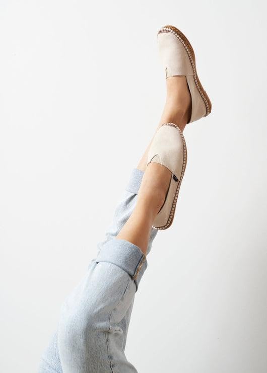 VISCATA Barceloneta Espadrille Canvas Women's Flat Slip On Shoes Handmade in Spain Fashionable Organic Cotton Canvas Lightweight Material with 100% Natural Jute Midsole for All Casual Occasions