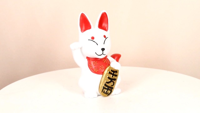 Amazon.com: Gifts & Decor Ebros Japanese Maneki Kitsune Fox Charm