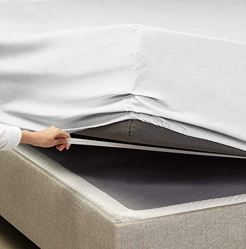 Image of YRM Bedding's Silver-Grey 600-TC Oraganic Cotton 4 Pcs King Size Bedsheet Fitted (72 inchx78 inch), Flat (102 inchx108 inch) and Pillow Cover (18 inchx28 inch) Feet for 4 inch and 8 inch Inch Mattress