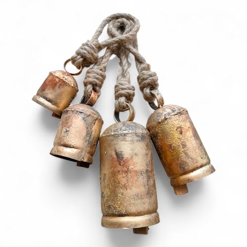 Setof4metalchristmasbellsfordecorationrusticbrassgoldlargebellcowhanging Urban Country Home Decor Set of 4 metal christmas bells for decoration rustic brass gold large bell cow hanging urban country home decor