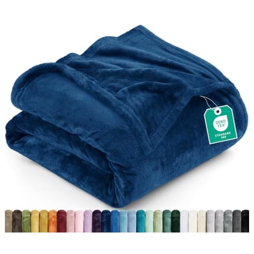Utopia Bedding Fleece Blanket Queen Size Navy 300GSM Luxury Bed Blanket Anti-Static Fuzzy Soft Blanket Microfiber (90x90 Inches)
