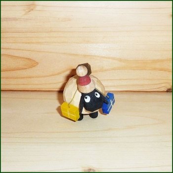 Mouton de Noël en bois Gustel miniature pour crèche