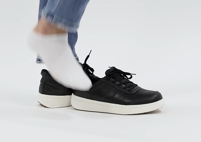 Amazon.com | Orthofeet Women's Orthopedic Knit Wander Hands-Free