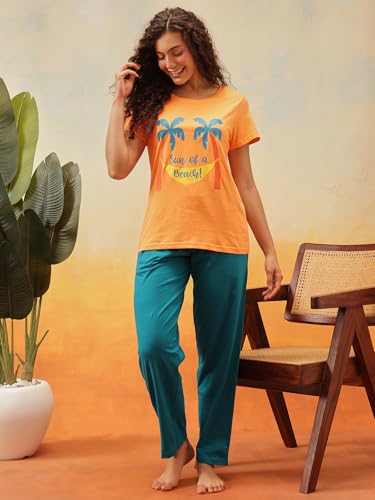 Image of Clovia Women's Cotton Printed Top & Pyjama Nightsuit Set