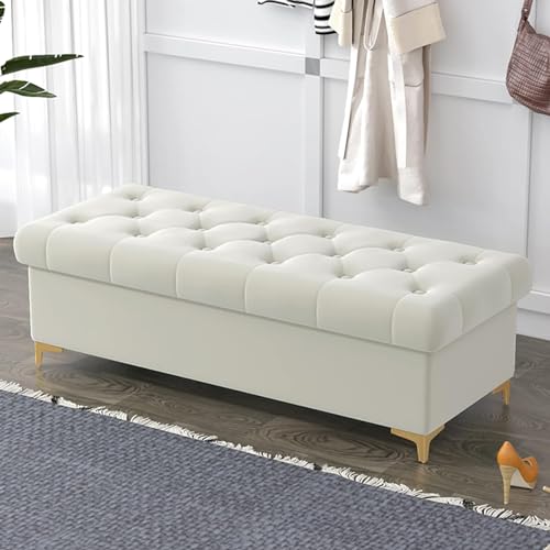 Tabouret ottoman moderne capitonné de luxe aux détails dorés