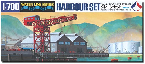 Hasegawa HWL510 1:700 Scale Harbour Set Plastic Model
