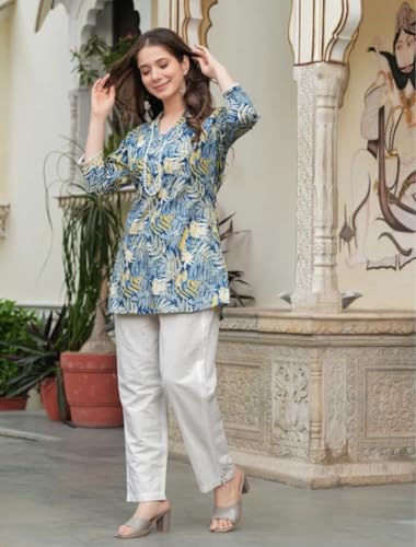 Image of Women's Cotton Floral Printed V-Neck A-Line Kurta /Regular Fit Kurti-3 /4 Sleeve