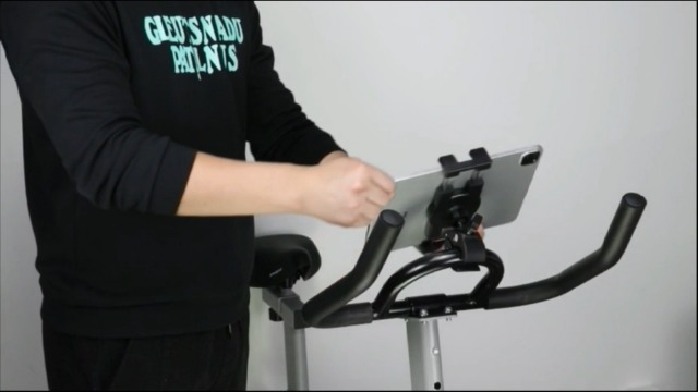 Supporto Tablet Per Cyclette E Tapis Roulant - Braccio Flessibile A Collo D'Oca, Regolabile