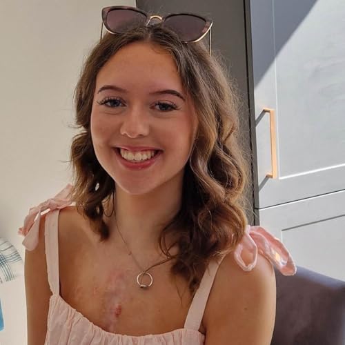 Kayleigh Llewellyn - a teenager on a mission to help others.