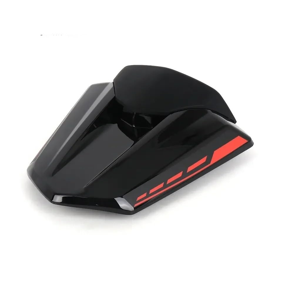 Carénage arrière CB750 idéal pour transformer votre moto en mode solo le weekend