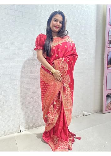 Image of Women's Banarasi Silk Georgette Saree Featuring Silver Sequin And Mirror Work