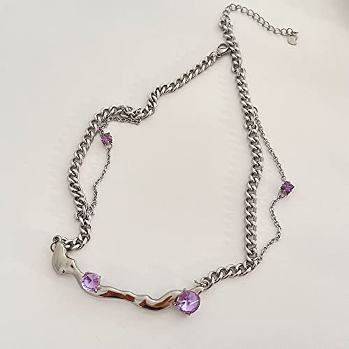 Collier cristal violet de style royal design branches géométriques épurées