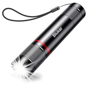 Blukar Linterna LED Recargable, 200...