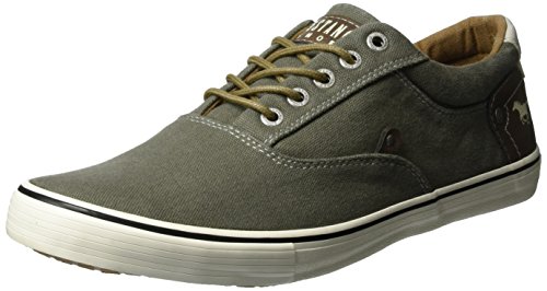 Mustang Herren 4101-301 Sneaker, Grün (777 khaki), 43 EU
