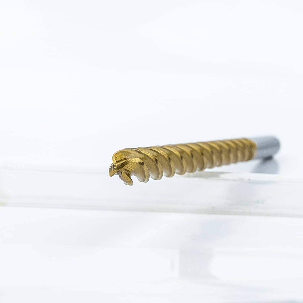 Escpere EVA EPS Styrofoam CNC Router Cutter for Cutting Long, HSS Spiral Long Endmills CNC Foam Milling Bit 2D / 3D D10xR5x100x150 Ball Nose