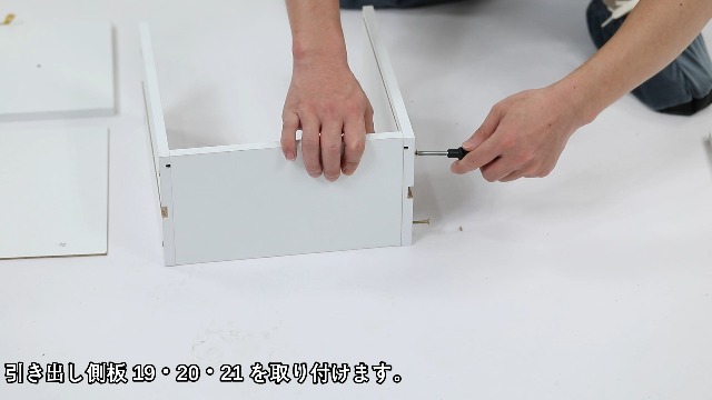 Amazon｜COMHOMA ドレッサー 鏡 ライト付き コンパクト 白 ゴールド