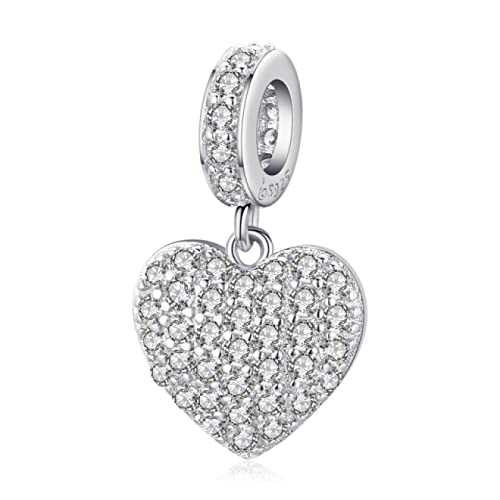 Plata de ley 925 en anillos para niñas con un elegante dije de amor
