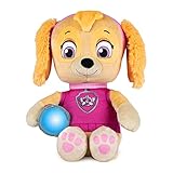 Este peluche de Skye abrazable de La Patrulla Canina es un regalo ideal para niños a partir de 3 años. Funciona con 3 pilas LR44 (incluidas).