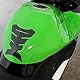 Tankpad Motorrad Tankschutz Universell Tankaufkleber Farbe Carbon Motorradzubehör Schutz Tank Aufkleber 20cm x 13,4cm