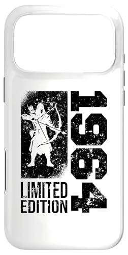 Archery, 1964 �N���܂�̃A�[�`���[ ���B���e�[�W�o�[�X�f�[�A�A���[�X�|�[�c�A�A�[�`�F���[ �X�}�z�P�[�X iPhone 17 Pro Max �p