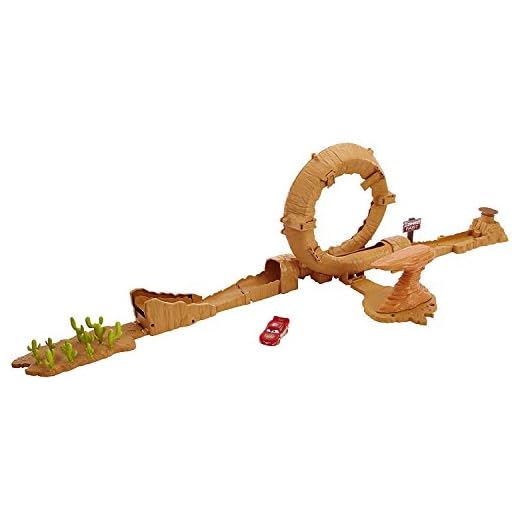 Disney Pixar Cars 3 Willy's Butte Transforming Track Set
