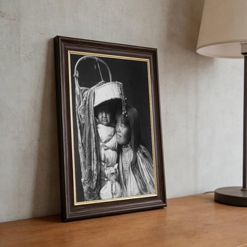 Impression toile Edward Curtis avec cadre suspendu pour mur vide