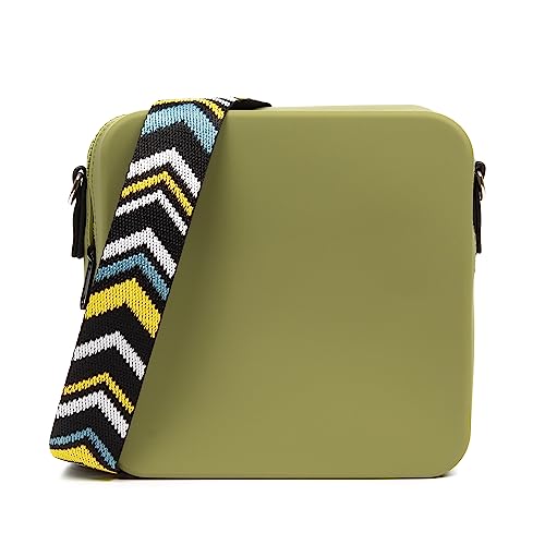 Firenze Artegiani Libelulla. Bolso bandolera cuadrado, de silicona con correa diseño intercambiable. 19x8x19 cm. Color: Verde Claro