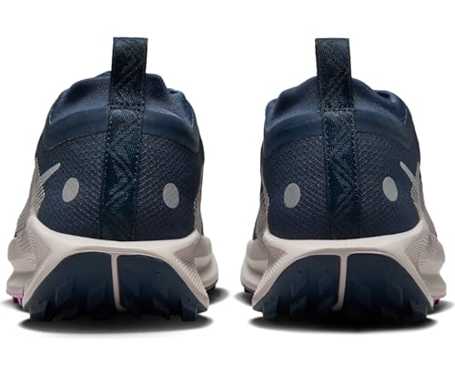 Nike Women's Pegasus Trail 5 Gore-TEX Shoes3