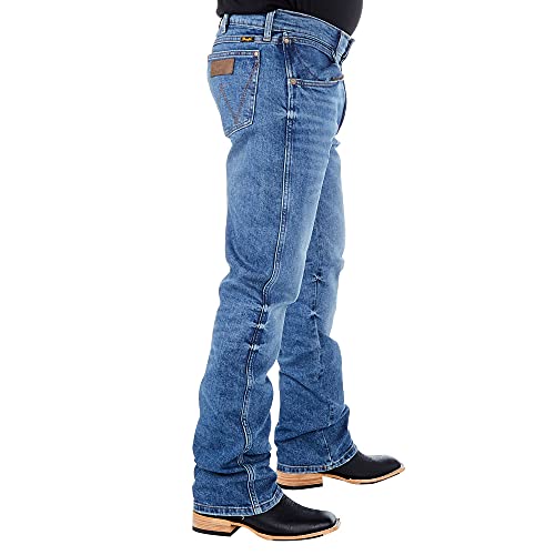 Image of Wrangler Men's Retro Slim Fit Straight Leg Jean
