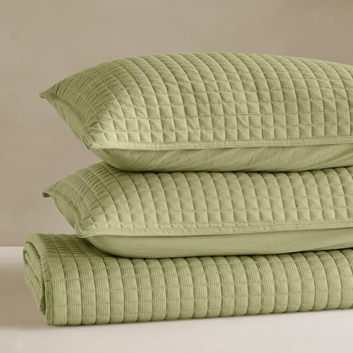 Image of Wonderful 2 Piece Waffle Weave Quilt Set Twin Size, Sage Lightweight Bedspread Coverlet for All Season, Ultra Soft Microfiber Bedding Set with Pillow Sham, Waffle Pattern Quilted Design 68 inchx86 inch | Breathable & Cozy