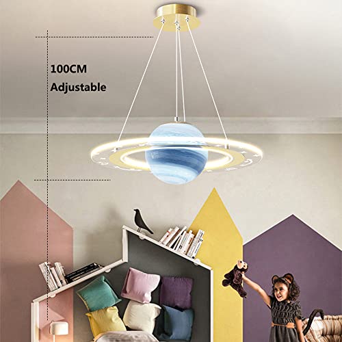 Chambre d'enfant lustre étoile avec abat-jour sphérique et luminaire terre suspendu