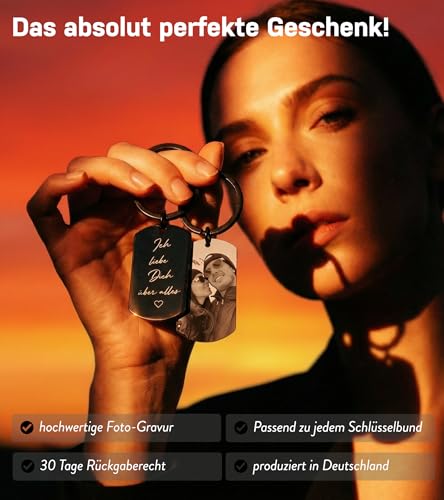 BAVELA Schlüsselanhänger personalisiert mit Bild & Gravur | Personalisierte Geschenke | Weihnachten | Schwarz-Weiß Fotogravur | Geschenk für Freund & Freundin