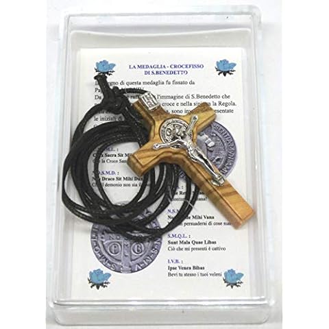 Crucifijo GTBITALY San Benito de madera de olivo con collar y caja de regalo Cover