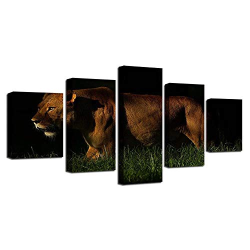 Chasse au lion femelle grand format 5 panneaux image sur verre style peinture sauvage