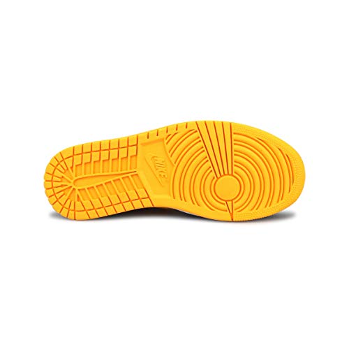 Image of Nike Women's Air Jordan 1 Mid SE Sneaker