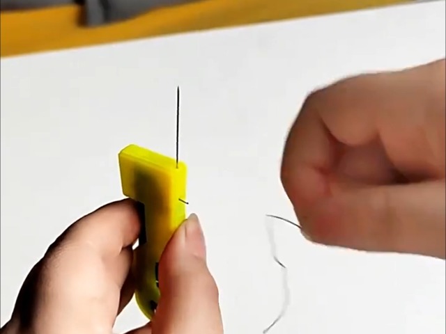 Watch How to Use Automatic Needle Threader on Amazon Live