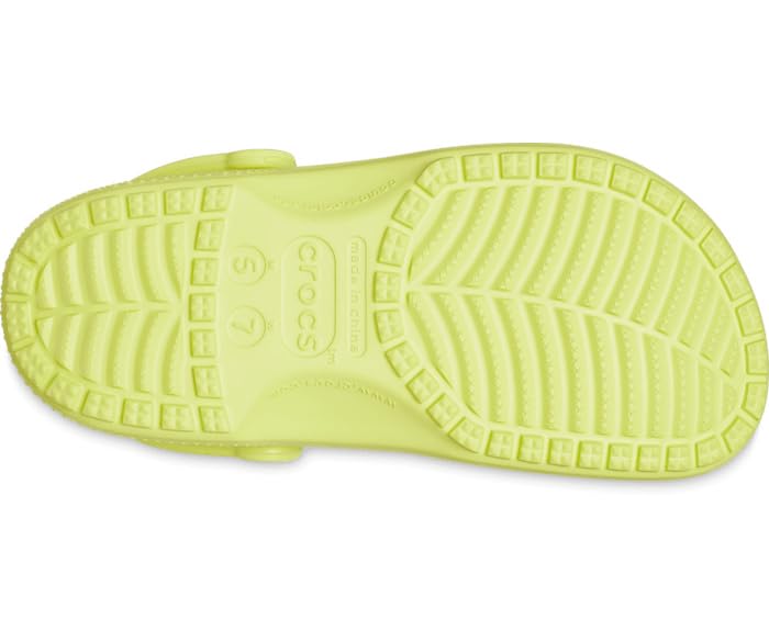 Image of Crocs Unisex Adult Classic Citrus M4W6 Clog (10001-738)
