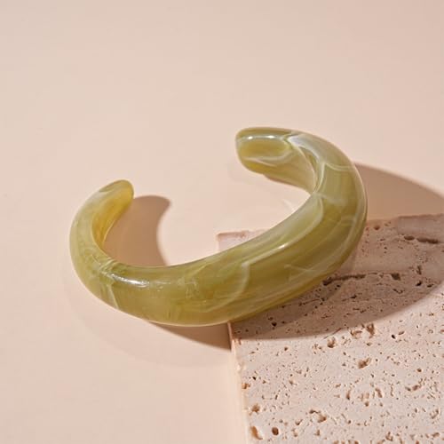 Chunky Acrylic Bracelet for Women,Vintage Candy Color Adjustable Bracelet Statement Irregular Geometry Wrist Bangle Classic Fashion Jewelry3